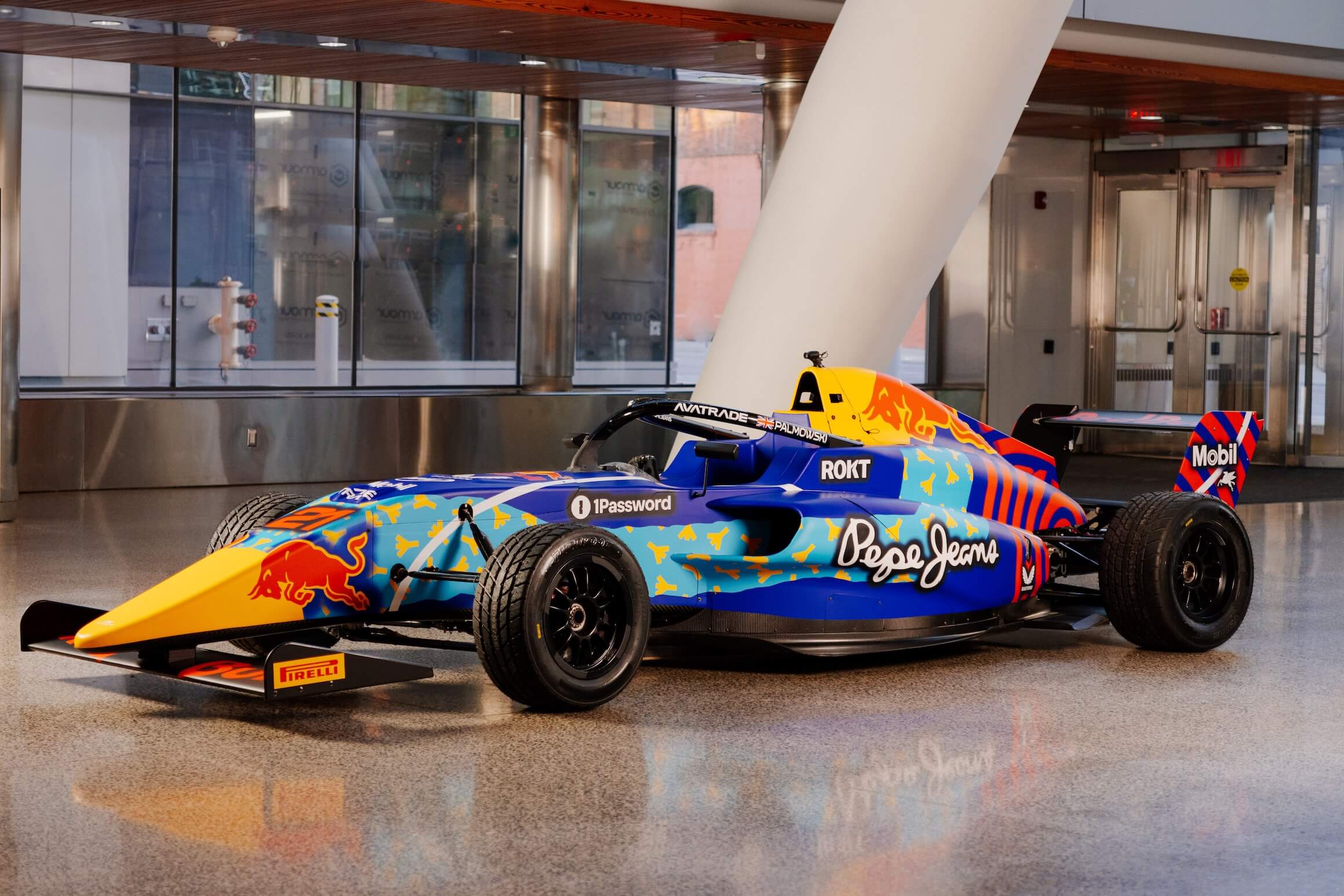 A photo of the entire car. A photo of the entire car.